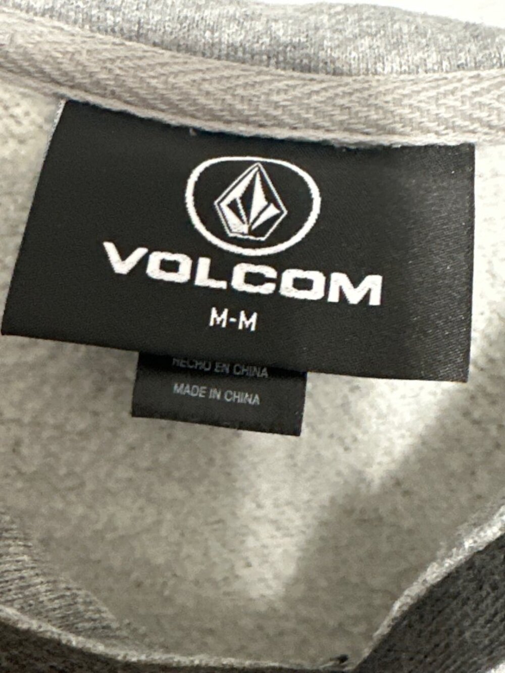 Volcom Mens Gray & Black Pullover Hoodie Sweatshirt Size M - Picture 3 of 9